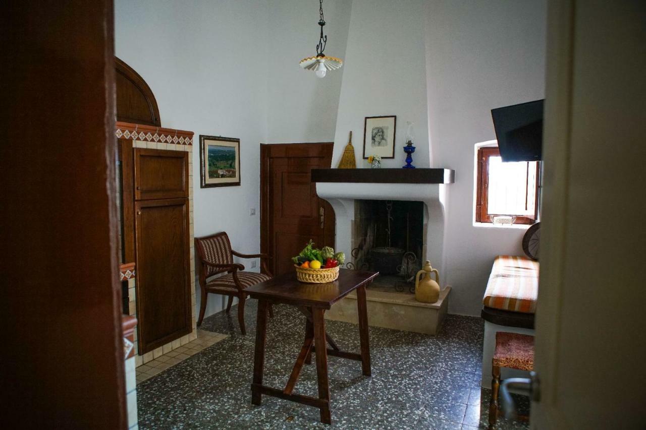 Masseria Guadiano Vecchio سانتا لوسيا المظهر الخارجي الصورة