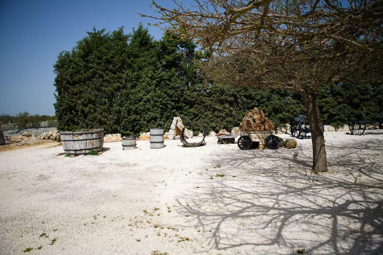 Masseria Guadiano Vecchio سانتا لوسيا المظهر الخارجي الصورة